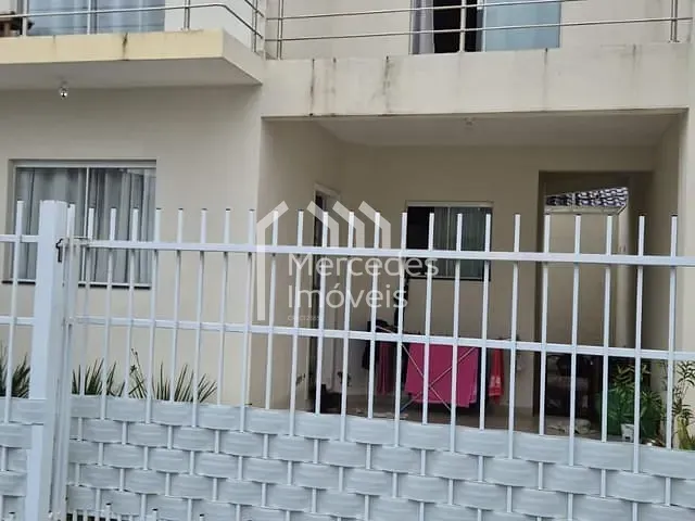 Sobrado com 70m² 2 quartos e 1 banheiro, à venda, no bairro Centro em Itajaí