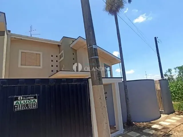 Sobrado com 176m² 3 quartos e 2 banheiros, à venda, no bairro Jardim Resek II em Artur Nogueira