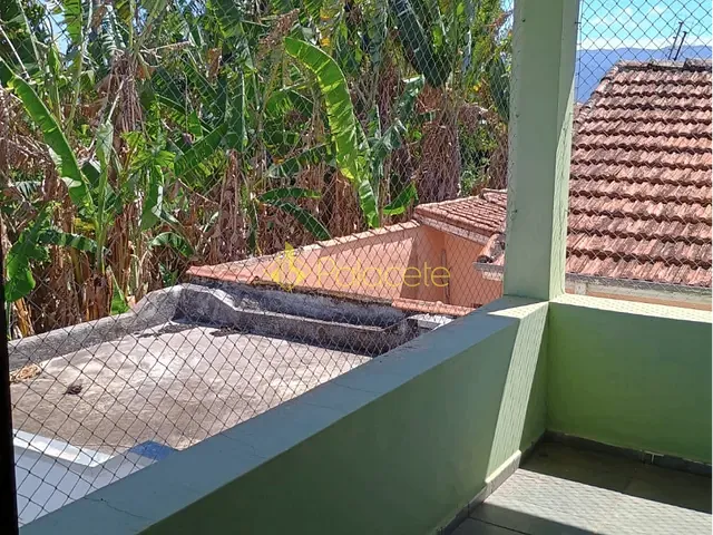 Sobrado com 217m² 3 quartos e 2 banheiros, à venda, no bairro Jardim Boa Vista em Pindamonhangaba