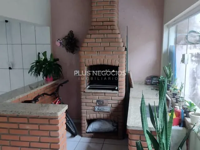 Sobrado com 175m² 2 quartos e 2 banheiros, à venda, no bairro Jardim Ipanema em Sorocaba