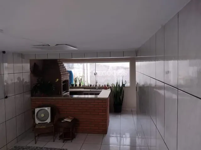 Sobrado com 175m² 2 quartos e 2 banheiros, à venda, no bairro Jardim Ipanema em Sorocaba