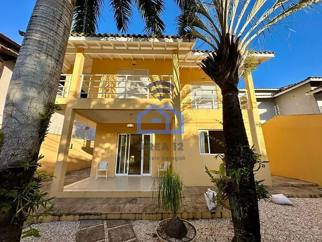Sobrado com 480m² 4 quartos e 5 banheiros, à venda, no bairro Jardim Primavera em Caraguatatuba