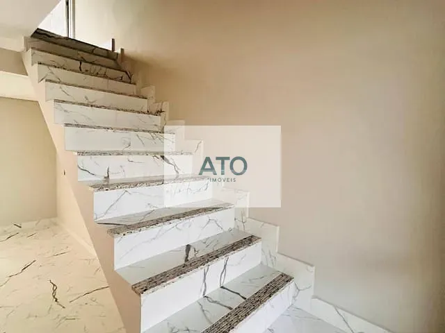 Sobrado 2 quartos e 3 banheiros, à venda, no bairro Areias em Tijucas