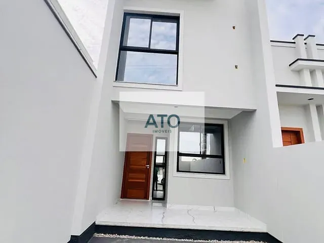 Sobrado 2 quartos e 3 banheiros, à venda, no bairro Areias em Tijucas