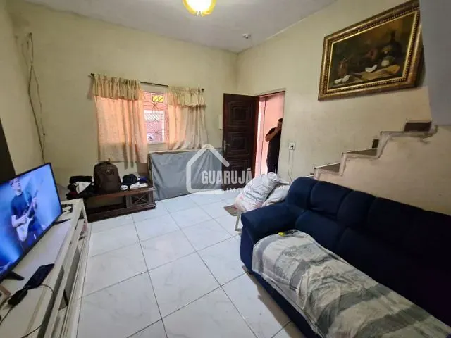 Sobrado 3 quartos e 2 banheiros, à venda, no bairro Jardim Progresso (Vicente de Carvalho) em Guarujá