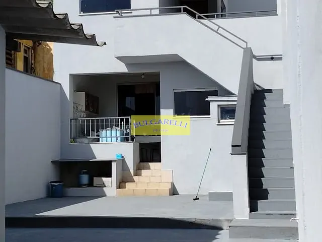 Sobrado com 370m², à venda ou para alugar, no bairro Centro em Jundiaí