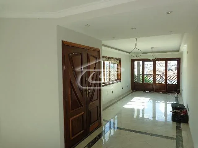 Sobrado com 205m² 3 quartos e 3 banheiros, à venda, no bairro Cidade Patriarca em São Paulo