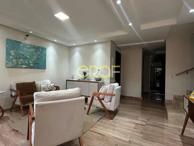 Sobrado com 249m² 3 quartos e 3 banheiros, à venda, no bairro Centro em Formosa