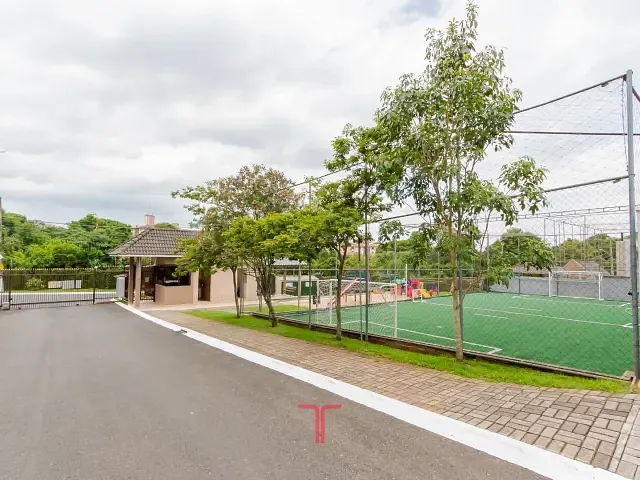 Sobrado com 180m² 3 quartos e 3 banheiros, à venda, no bairro Cidade Industrial em Curitiba