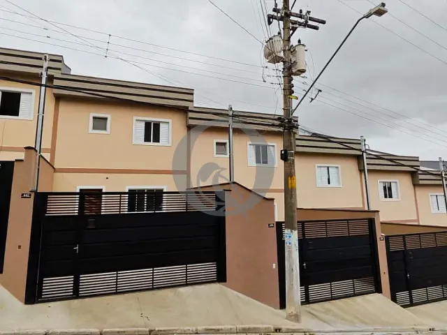 Sobrado 2 quartos e 2 banheiros, à venda, no bairro Vila Aurea em São Paulo