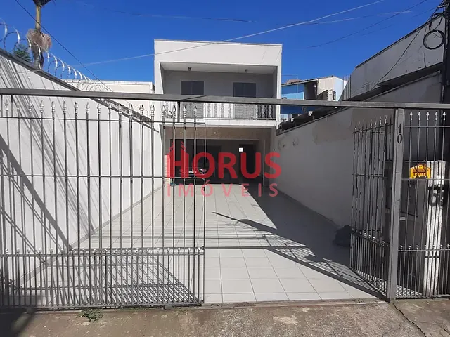 Sobrado à venda, no bairro Jardim das Laranjeiras em São Paulo