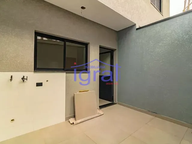 Sobrado 3 quartos e 3 banheiros, à venda, no bairro Vila Babilônia em São Paulo
