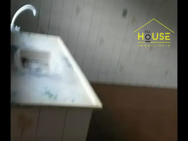Sobrado 2 quartos e 2 banheiros, para alugar, no bairro Vila América em Votuporanga