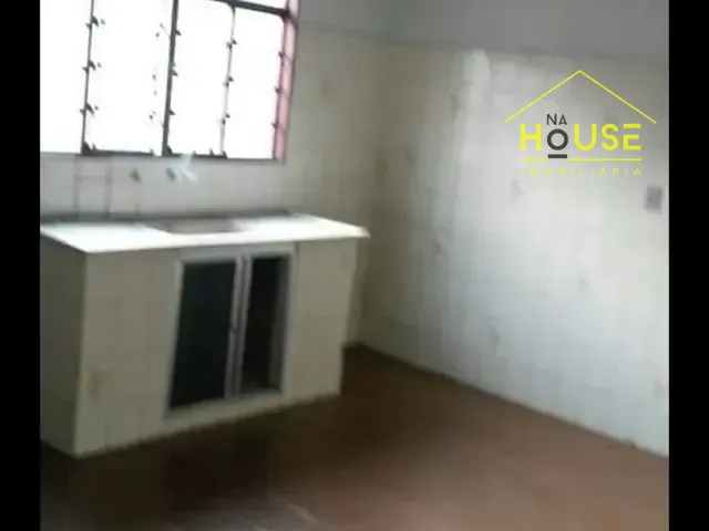 Sobrado 2 quartos e 2 banheiros, para alugar, no bairro Vila América em Votuporanga