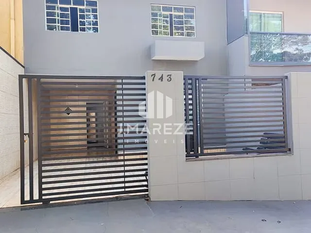 Sobrado 3 quartos e 2 banheiros, à venda, no bairro Vila São Carlos em Apucarana