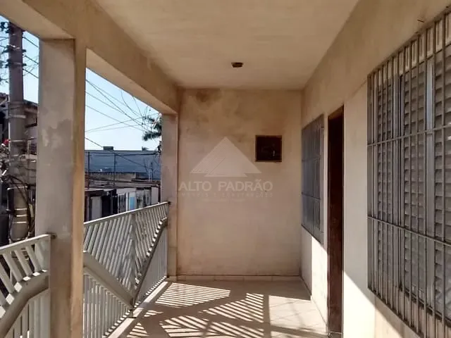 Sobrado 3 quartos e 2 banheiros, à venda, no bairro Jardim Mauá em Mauá