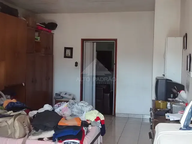 Sobrado 3 quartos e 2 banheiros, à venda, no bairro Jardim Mauá em Mauá