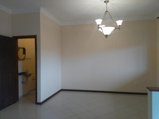 Foto do Sobrado - Sobrado Portal da Serra,3 dorms.Suite com closet e hidro,quintal,2 vagascobertass | RUSSI IMÓVEIS