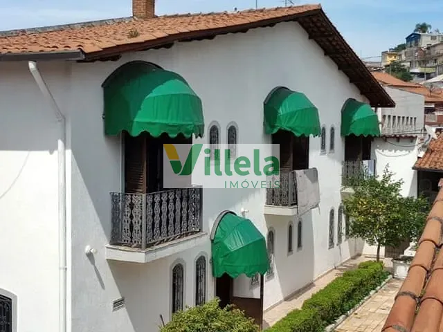 Sobrado 8 quartos e 3 banheiros, à venda ou para alugar, no bairro Centro em Poá