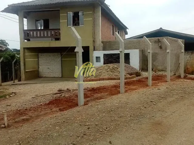 Sobrado com 280m² 3 quartos e 1 banheiro, à venda, no bairro Área Rural de Araucária em Araucária