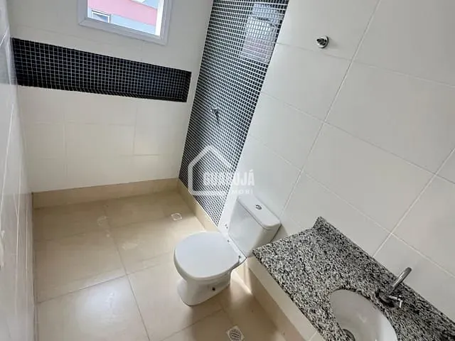 Sobrado 2 quartos e 3 banheiros, à venda, no bairro Jardim Enseada em Guarujá