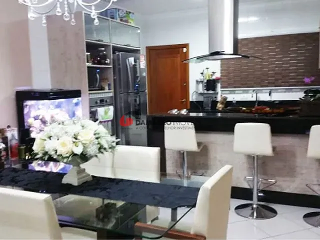 Sobrado com 170m², à venda, no bairro Parque das Nações em Santo André