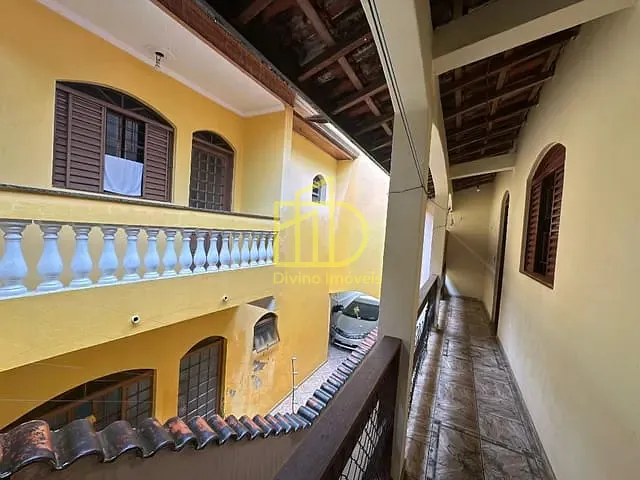Sobrado com 130m² 4 quartos e 3 banheiros, à venda, no bairro Jardim São Guilherme em Sorocaba