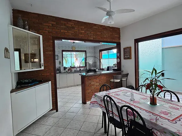 Sobrado 3 quartos e 3 banheiros, à venda, no bairro Residencial Portal da Mantiqueira em Taubaté