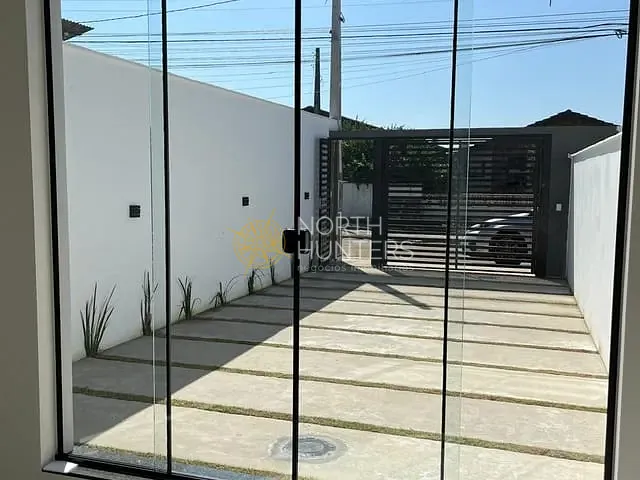 Sobrado com 109m² 3 quartos e 2 banheiros, à venda, no bairro Boa Vista em Joinville