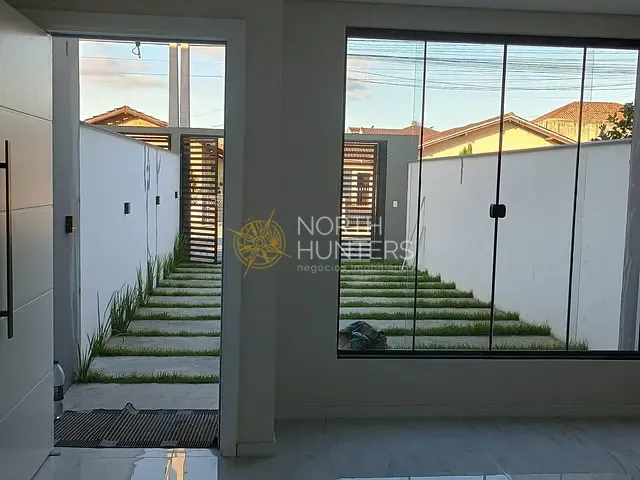 Sobrado com 109m² 3 quartos e 2 banheiros, à venda, no bairro Boa Vista em Joinville