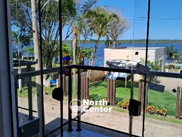 Sobrado com 118m² 3 quartos e 4 banheiros, à venda, no bairro pinheiros em Balneário Barra do Sul