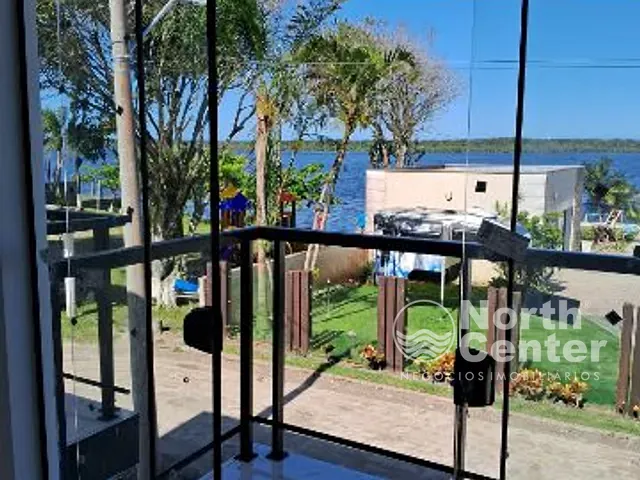 Sobrado com 118m² 3 quartos e 4 banheiros, à venda, no bairro pinheiros em Balneário Barra do Sul