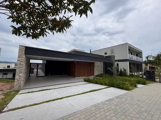 Sobrado com 450m² 3 quartos e 4 banheiros, à venda, no bairro Condomínio Residencial Monaco em São José dos Campos