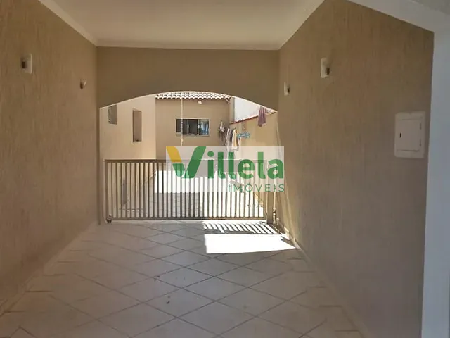 Sobrado com 185m² 3 quartos e 3 banheiros, à venda, no bairro Vila Eureka em Poá