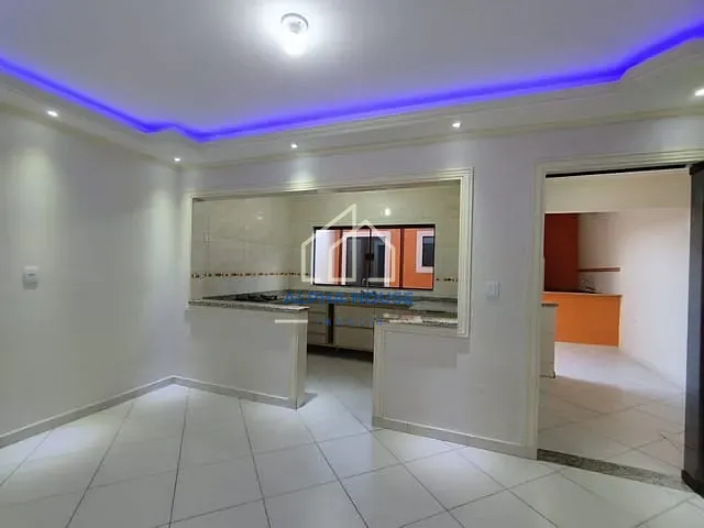 Sobrado com 138m² 3 quartos e 1 banheiro, à venda, no bairro Alto do Cardoso em Pindamonhangaba