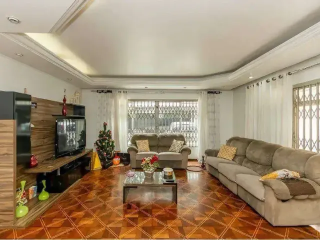 Sobrado com 300m² 3 quartos e 5 banheiros, à venda, no bairro Vila Lúcia Elvira em São Paulo