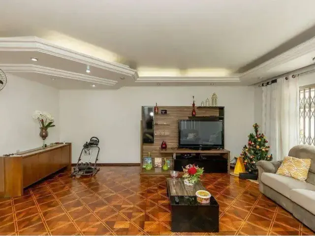 Sobrado com 300m² 3 quartos e 5 banheiros, à venda, no bairro Vila Lúcia Elvira em São Paulo