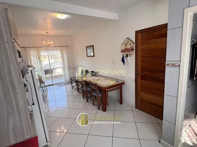 Sobrado com 316m² 2 quartos e 2 banheiros, à venda, no bairro Morretes em Itapema