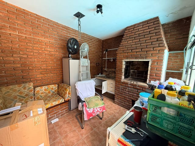 Sobrado com 172m² 3 quartos e 3 banheiros, à venda, no bairro Jardim Boa Vista em Pindamonhangaba