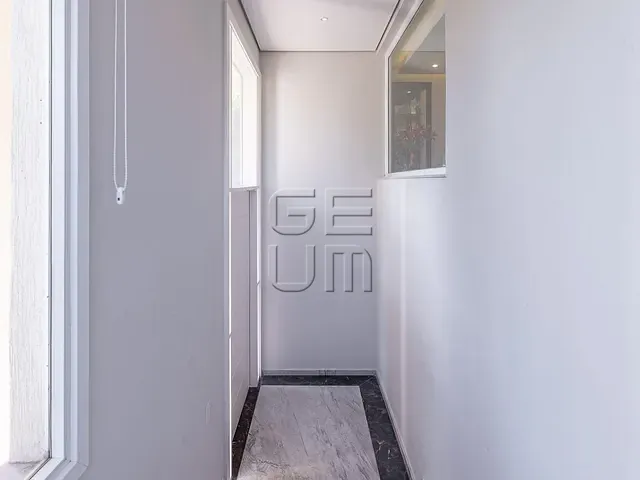 Sobrado com 700m² 6 quartos e 7 banheiros, à venda, no bairro Esperança em Londrina