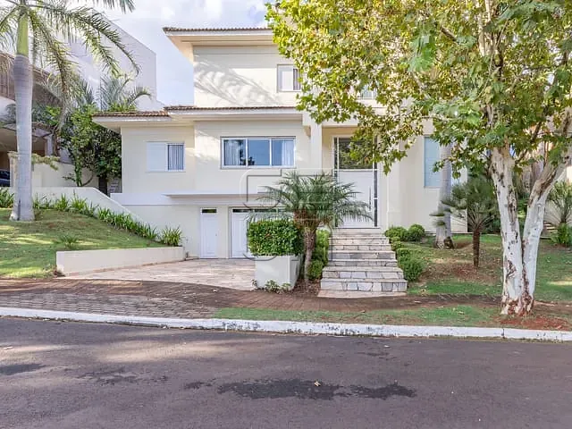 Sobrado com 700m² 6 quartos e 7 banheiros, à venda, no bairro Esperança em Londrina