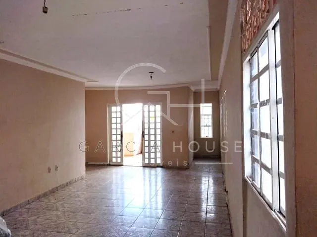 Sobrado com 350m² 3 quartos e 2 banheiros, à venda, no bairro Residencial Parque dos Servidores em Ribeirão Preto