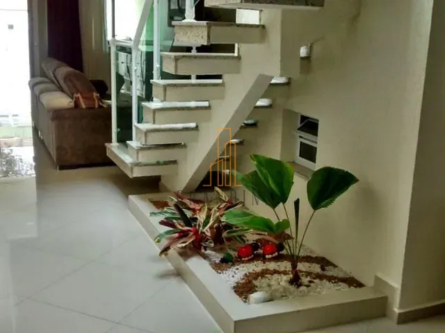 Sobrado com 165m² 4 quartos e 3 banheiros, à venda, no bairro Vila Alpina em Santo André
