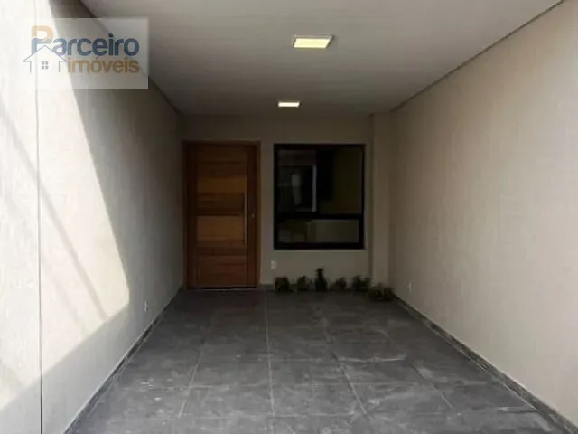 Sobrado com 186m² 3 quartos e 2 banheiros, à venda, no bairro Vila Ré em São Paulo