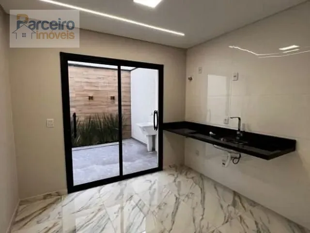 Sobrado com 186m² 3 quartos e 2 banheiros, à venda, no bairro Vila Ré em São Paulo