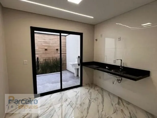 Sobrado com 186m² 3 quartos e 2 banheiros, à venda, no bairro Vila Ré em São Paulo