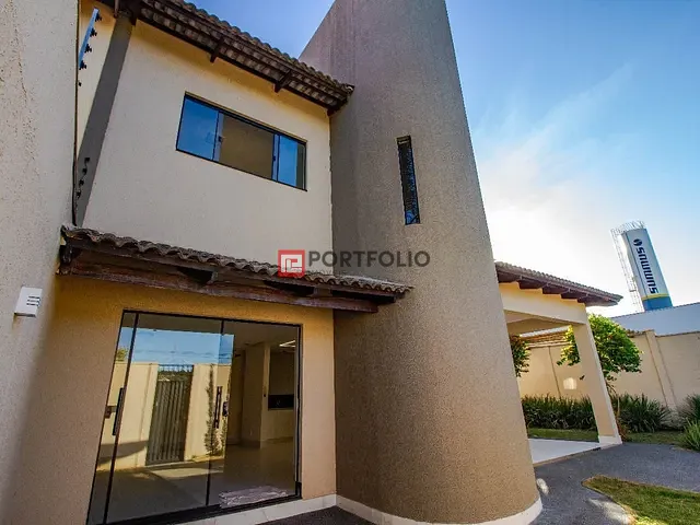 Sobrado com 221m² 3 quartos e 4 banheiros, à venda, no bairro Vila Jardim Vitória em Goiânia