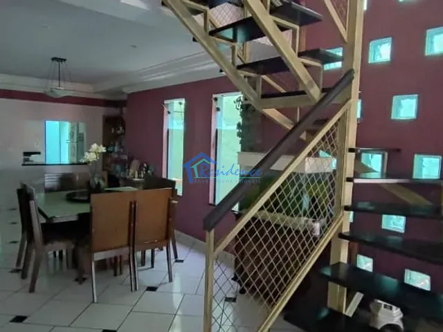 Sobrado com 125m² 3 quartos e 3 banheiros, à venda, no bairro Jardim Itamaraca em Indaiatuba