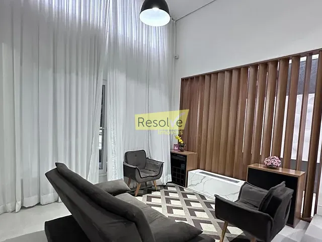 Sobrado com 360m² 3 quartos e 5 banheiros, à venda, no bairro Parque Residencial Itapeti em Mogi das Cruzes