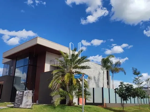 Sobrado com 532m² 3 quartos e 4 banheiros, à venda, no bairro Jardins França em Goiânia